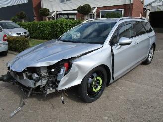 uszkodzony samochody osobowe Citroën C5 2.0 HDI Euro 6 2015/10