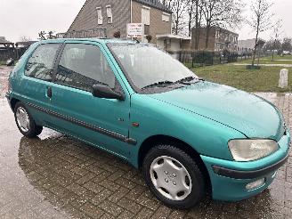 krockskadad bil auto Peugeot 106 XR 1.1 NIEUWSTAAT!!!! VASTE PRIJS! 1350 EURO 1996/1