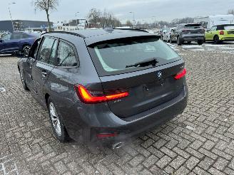 BMW 3-serie 320 e-Plug-In Hybride  Touring picture 14