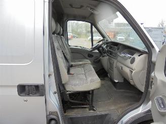 Renault Master 2.5 DCI picture 8