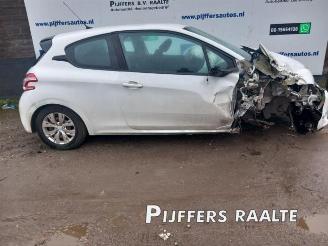 demontáž osobní automobily Peugeot 208 208 I (CA/CC/CK/CL), Hatchback, 2012 / 2019 1.2 Vti 12V PureTech 82 2012/9
