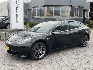 uszkodzony samochody osobowe Tesla Model 3 Standard RWD Plus 2020/12