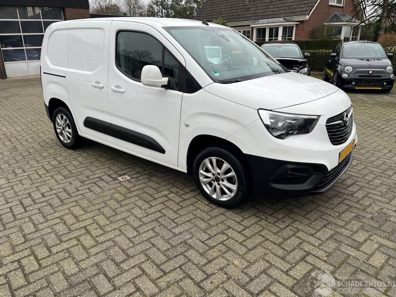 Opel Combo 1.5  CDTI  L1H1 EDITION AUTOMAAT