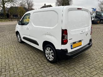 Opel Combo 1.5  CDTI  L1H1 EDITION AUTOMAAT picture 3