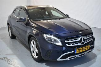 uszkodzony samochody osobowe Mercedes GLA 180 d Business 2018/5