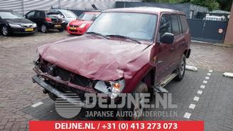 damaged passenger cars Toyota Landcruiser-90  1997/3