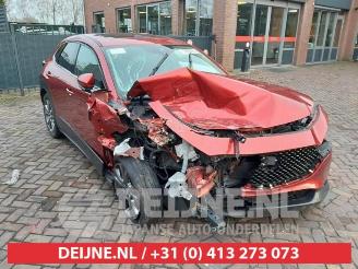 Voiture accidenté Mazda CX-30  2020