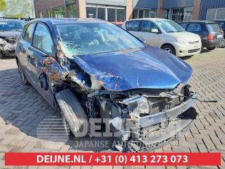 Voiture accidenté Toyota Auris Auris (E18), Hatchback 5-drs, 2012 / 2019 1.8 16V Hybrid 2015/7