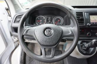 Volkswagen Transporter 2.0 TDI 110kW L2H1 Airco Navigatie Comfortline picture 16
