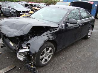 Voiture accidenté Audi A4  2010/1