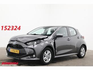 damaged commercial vehicles Toyota Yaris 1.5 Hybrid First Edition Clima ACC LED Camera 14.061 km! 2021/6