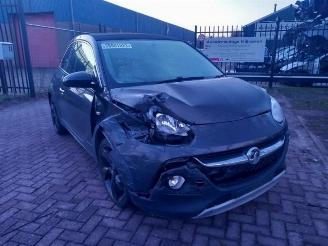 dommages fourgonnettes/vécules utilitaires Opel Adam Adam, Hatchback 3-drs, 2012 / 2019 1.2 16V 2015/1