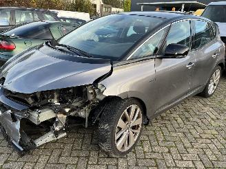 Auto incidentate Renault Scenic 1.3 TCE Limited  ( 28513 Km ) 2019/11