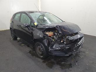 damaged commercial vehicles Ford Fiesta Style 2015/11