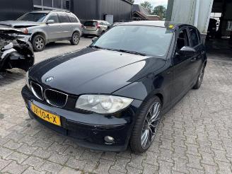 krockskadad bil auto BMW 1-serie 1 serie (E87/87N), Hatchback 5-drs, 2003 / 2012 116i 1.6 16V 2007