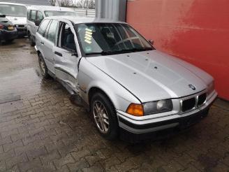 Coche accidentado BMW 3-serie 3 serie Touring (E36/3), Combi, 1995 / 1999 320i 24V 1997/11