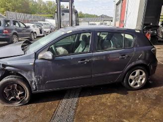 Coche accidentado Opel Astra Astra H (L48), Hatchback 5-drs, 2004 / 2014 1.4 16V Twinport 2008/7