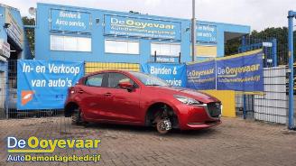 Voiture accidenté Mazda 2 2 (DJ/DL), Hatchback, 2014 1.5 SkyActiv-G 75 2021/7