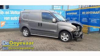 krockskadad bil auto Opel Combo Combo, Van, 2012 / 2018 1.6 CDTI 16V ecoFlex 2016/6