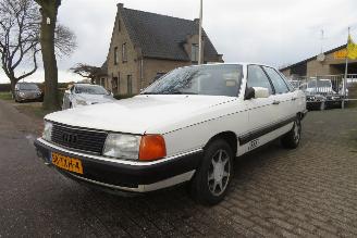 Démontage voiture Audi 100 5 CILINDER BENZINE AIRCO 1984/2