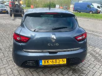 Renault Clio 0.9 TCe Limited BJ 2019 60380 KM picture 3