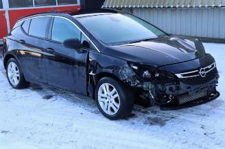 dañado vehículos comerciales Opel Astra Astra K, Hatchback 5-drs, 2015 / 2022 1.4 Turbo 16V 2019/1