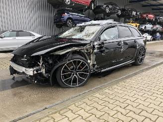 damaged caravans Audi Rs6  2017/1