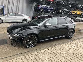 damaged passenger cars Audi Rs6  2017/6