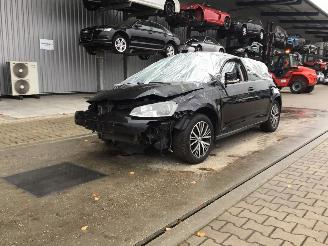 Vaurioauto  passenger cars Volkswagen Golf VII 1.4 TSI 2017/1