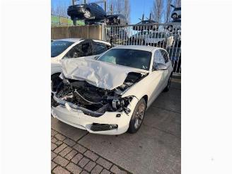 Voiture accidenté BMW 1-serie 1 serie (F21), Hatchback 3-drs, 2011 / 2019 116i 1.6 16V 2013/3