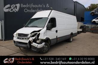 Voiture accidenté Iveco Daily New Daily IV, Van, 2006 / 2011 40C15V, 40C15V/P 2011/1