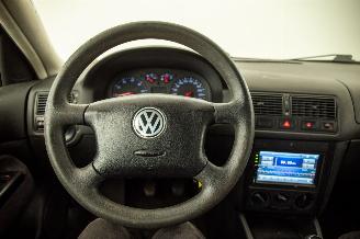 Volkswagen Golf 1.8 5V Trendline picture 10