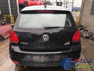 Voiture accidenté Volkswagen Polo Polo V (6R), Hatchback, 2009 / 2017 1.4 TDI 12V 90 2015/12