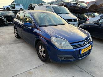 Démontage voiture Opel Astra  2005/1