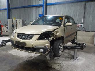demontáž osobní automobily Kia Rio Rio II (DE) Hatchback 1.4 16V (G4EE) [71kW]  (03-2005/12-2011) 2008/0