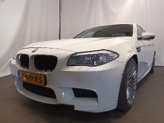 Salvage car BMW Rapid M5 (F10) Sedan M5 4.4 V8 32V TwinPower Turbo (S63-B44B) [412kW]  (09-2=
011/10-2016) 2012/10