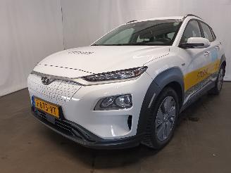 Schadeauto Hyundai Kona Kona (OS) SUV 64 kWh (EM16) [150kW]  (04-2018/03-2023) 2020/12