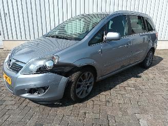 Coche accidentado Opel Zafira Zafira (M75) MPV 1.8 16V Ecotec (A18XER(Euro 5)) [103kW]  (07-2005/04-=
2015) 2011/6
