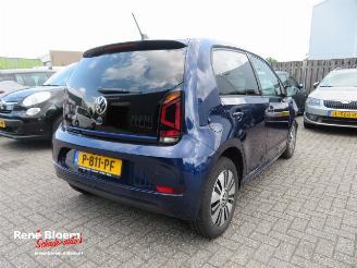 Damaged car Volkswagen e-Up! Style Automaat 83pk 2020/12