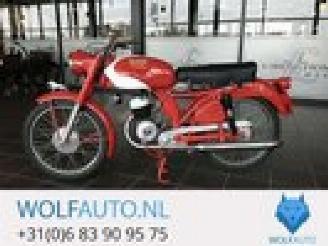 Avarii motociclete Benelli  Leoncino 125 Compleet Gerestaureerd 1956/1