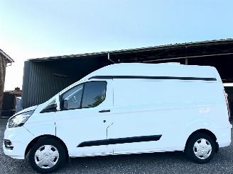 damaged commercial vehicles Ford Transit Custom 320 2.0 TDCI L2/H2 Trend - navi - airco - cruise - pdc v+a - stoel + voorruitverwarming - ideaal voor camper ombouw 2018/5