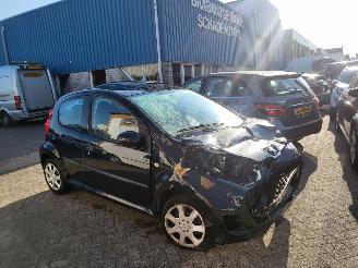 Auto incidentate Peugeot 107 5 drs 50kw  cool edition 2012/2