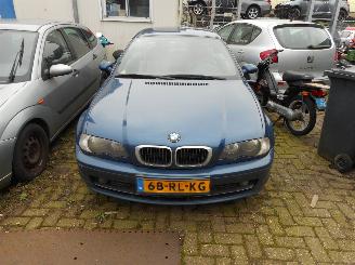 Coche accidentado BMW 3-serie 320ci Cabrio 2001/2
