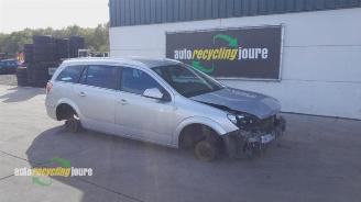 škoda přívěsy Opel Astra Astra H SW (L35), Combi, 2004 / 2014 1.6 16V Twinport 2010/1