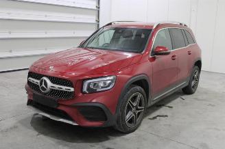 Mercedes GLB 200 picture 1