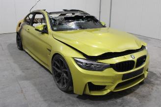 BMW M4  picture 2