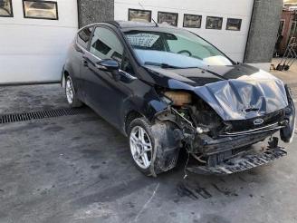 Damaged car Ford Fiesta  2013/5