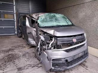 damaged passenger cars Fiat Talento Talento, Van, 2016 1.6 MultiJet Biturbo 120 2017/12