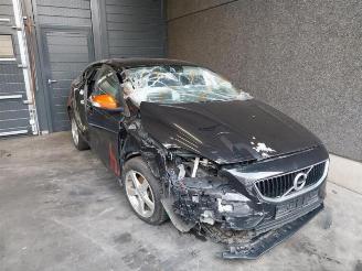 Voiture accidenté Volvo V-40 V40 (MV), Hatchback 5-drs, 2012 / 2019 2.0 D2 16V 2018/3