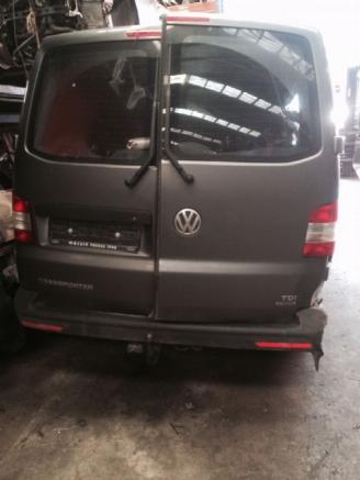 Schadeauto Volkswagen Transporter  2014/8